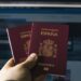 Buenas noticias para cubanos: Un nuevo llamado para el pasaporte español te puede favorecer