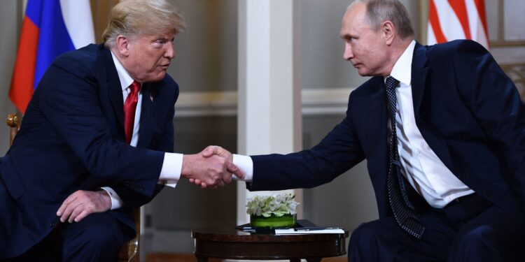 Donald y Vladimir a solas: las prisas del magnate contra la ambición del espía