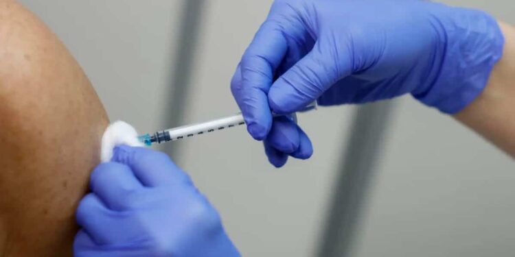 Vacuna experimental podría prolongar la vida de pacientes con cáncer de páncreas y colorrectal