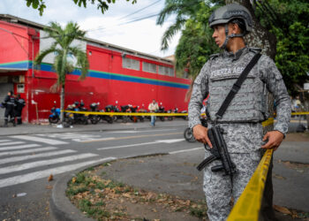 “Se nos metió la guerra hasta la sala de la casa”: el terrorismo golpea a Cali y llena de dolor a Colombia