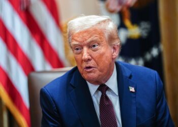 Juez impide que Trump retire el TPS a más de 900,000 venezolanos y haitianos