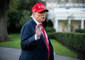 Trump confirma otro ataque a barco con drogas en el Caribe y sugiere que pronto llegarán operativos en tierra