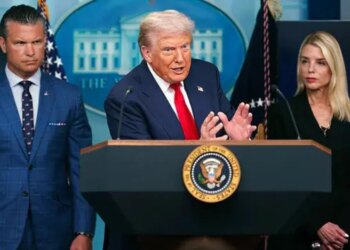 Trump convoca a 800 generales y almirantes para implicarles en la lucha contra los «enemigos domésticos», la «plaga interna» en EEUU y la «izquierda lunática»