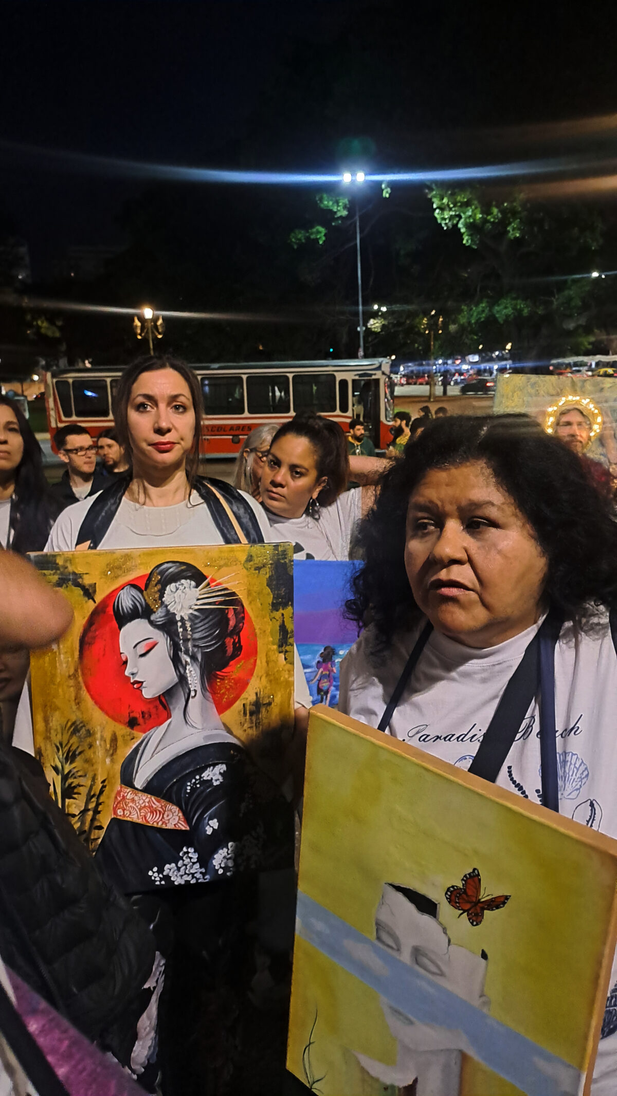 “Arte en el pecho”, la iniciativa venezolana que irrumpió en la Noche de los Museos de Buenos Aires