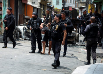 La sangrienta emboscada de la policía de Río en la Sierra de la Misericordia