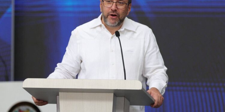 Nueva alerta de EEUU desató narrativas del chavismo para fingir normalidad pese al arresto de Maduro