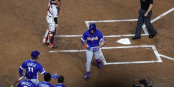 Clásico Mundial de Beisbol: Venezuela venció 8-5 al campeón vigente Japón y avanzó a semifinales