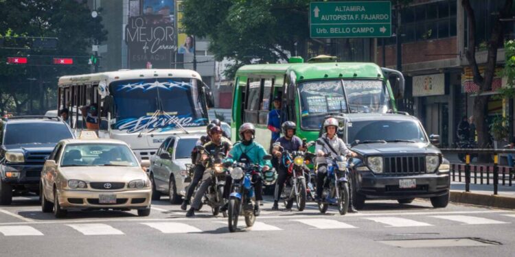 Transportistas aseguraron que aumento del pasaje quedó “desfasado” 