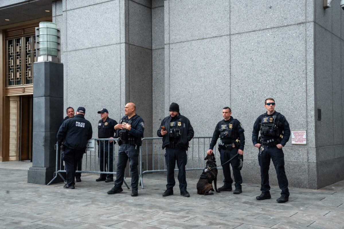 Trump dice que por ahora solo han procesado a Maduro por "una fracción" de sus delitos