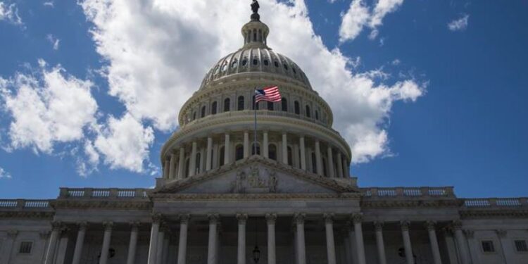 Comité de Exteriores de EEUU rechazó el levantamiento de sanciones contra Delcy Rodríguez