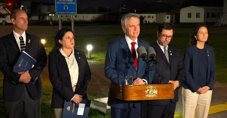 Kast afirmó que «estrechará lazos» con Milei para enfrentar conjuntamente «enemigos comunes»