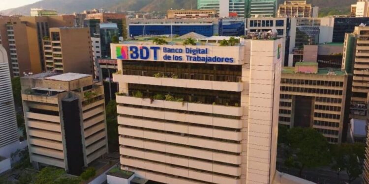 Usuarios denuncian fallas en el Banco Digital de los Trabajadores desde hace varios días