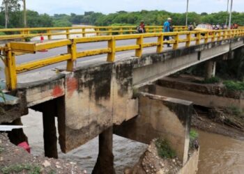 Autoridades mantendrán el cierre del puente Santander durante un mes