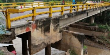 Autoridades mantendrán el cierre del puente Santander durante un mes