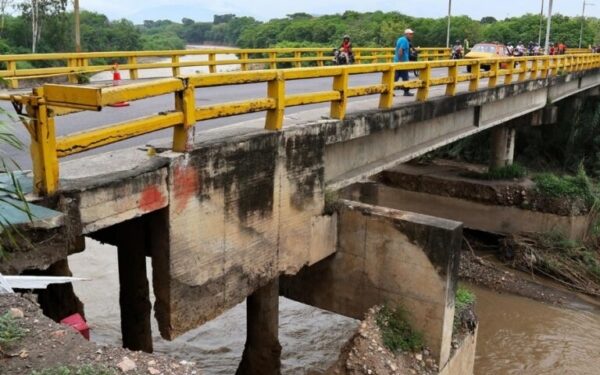 Autoridades mantendrán el cierre del puente Santander durante un mes