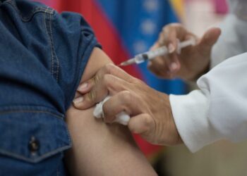 Gobierno amplió a 10 estados el plan de vacunación contra la fiebre amarilla