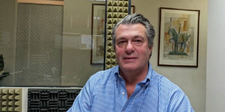 Experto advirtió que el aumento de la producción petrolera agrava la crisis eléctrica en Venezuela