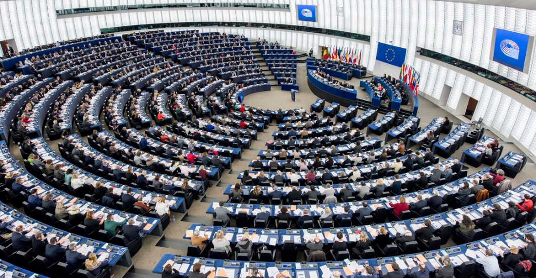 Parlamento Europeo ratificó el pacto comercial de la UE con EEUU